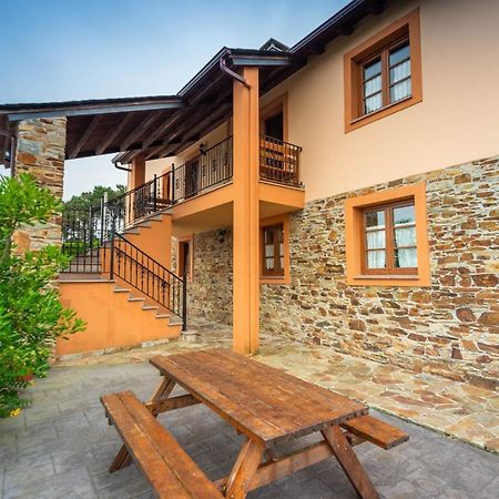 Apartamentos Navalin Tapia de Casariego Kültér fotó