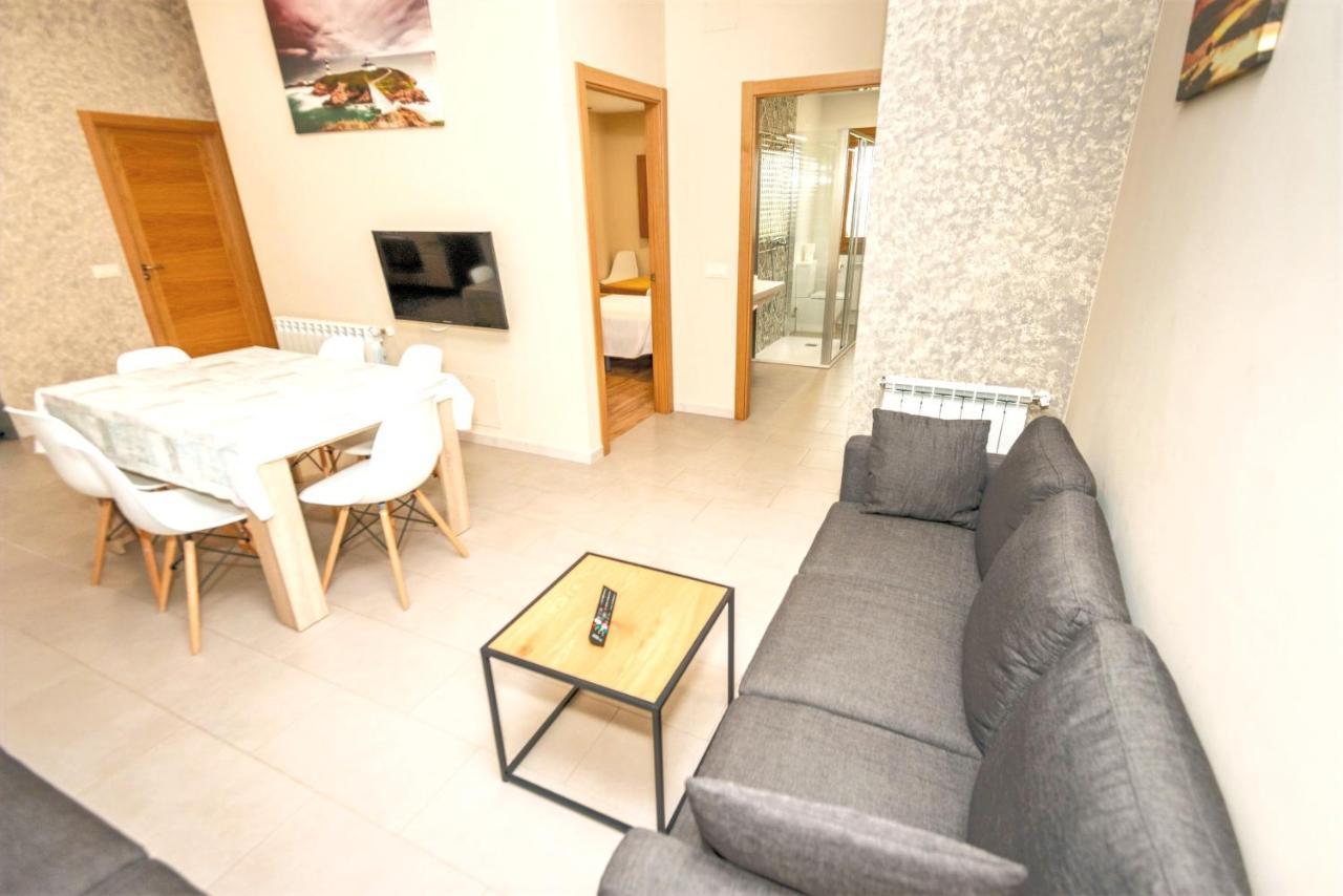 Apartamentos Navalin Tapia de Casariego Kültér fotó