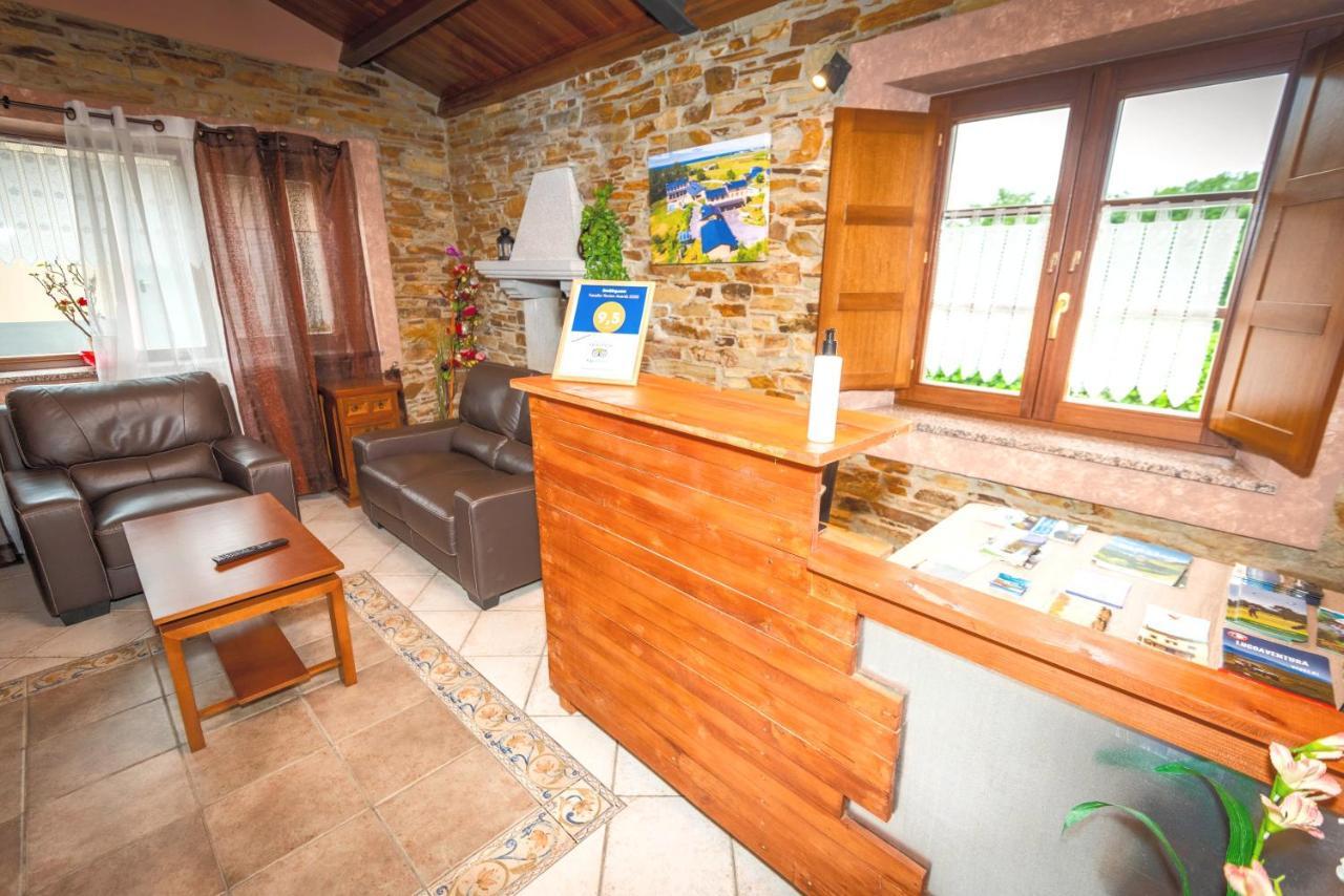 Apartamentos Navalin Tapia de Casariego Kültér fotó
