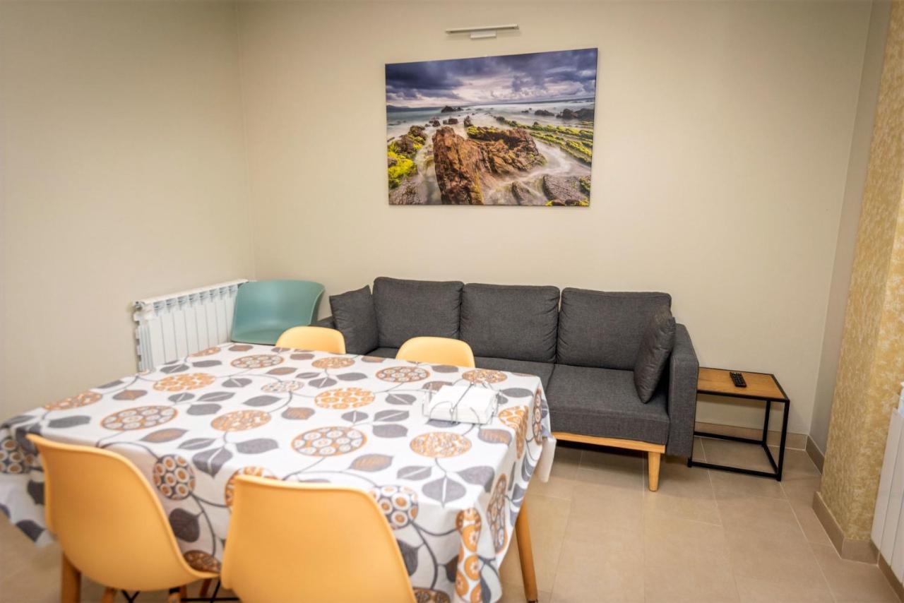 Apartamentos Navalin Tapia de Casariego Kültér fotó