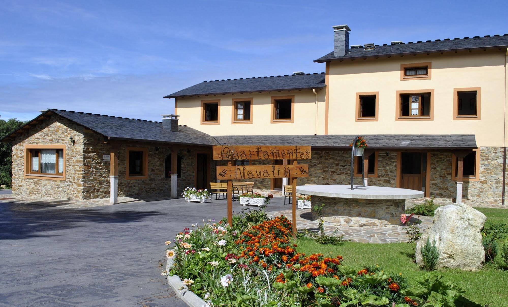 Apartamentos Navalin Tapia de Casariego Kültér fotó